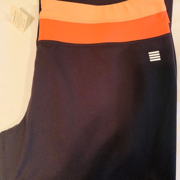 Lands End joggers. - Picture 3 of 7